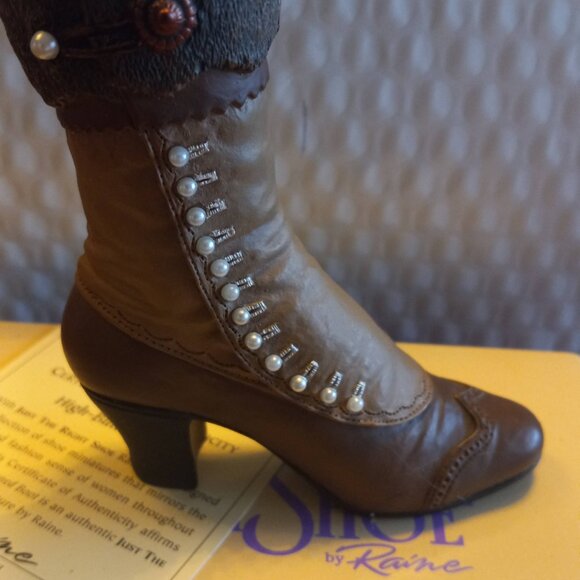 Just The Right Shoe  By Raine High Button Boot  Mini Figurine 25034 - Picture 7 of 9